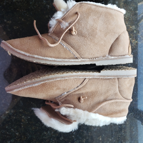 BEEK Penguin Genuine Shearling Bootie Sz11 - Picture 8 of 12